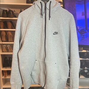 Nike Men's Light Gray Zip-Up Sweater